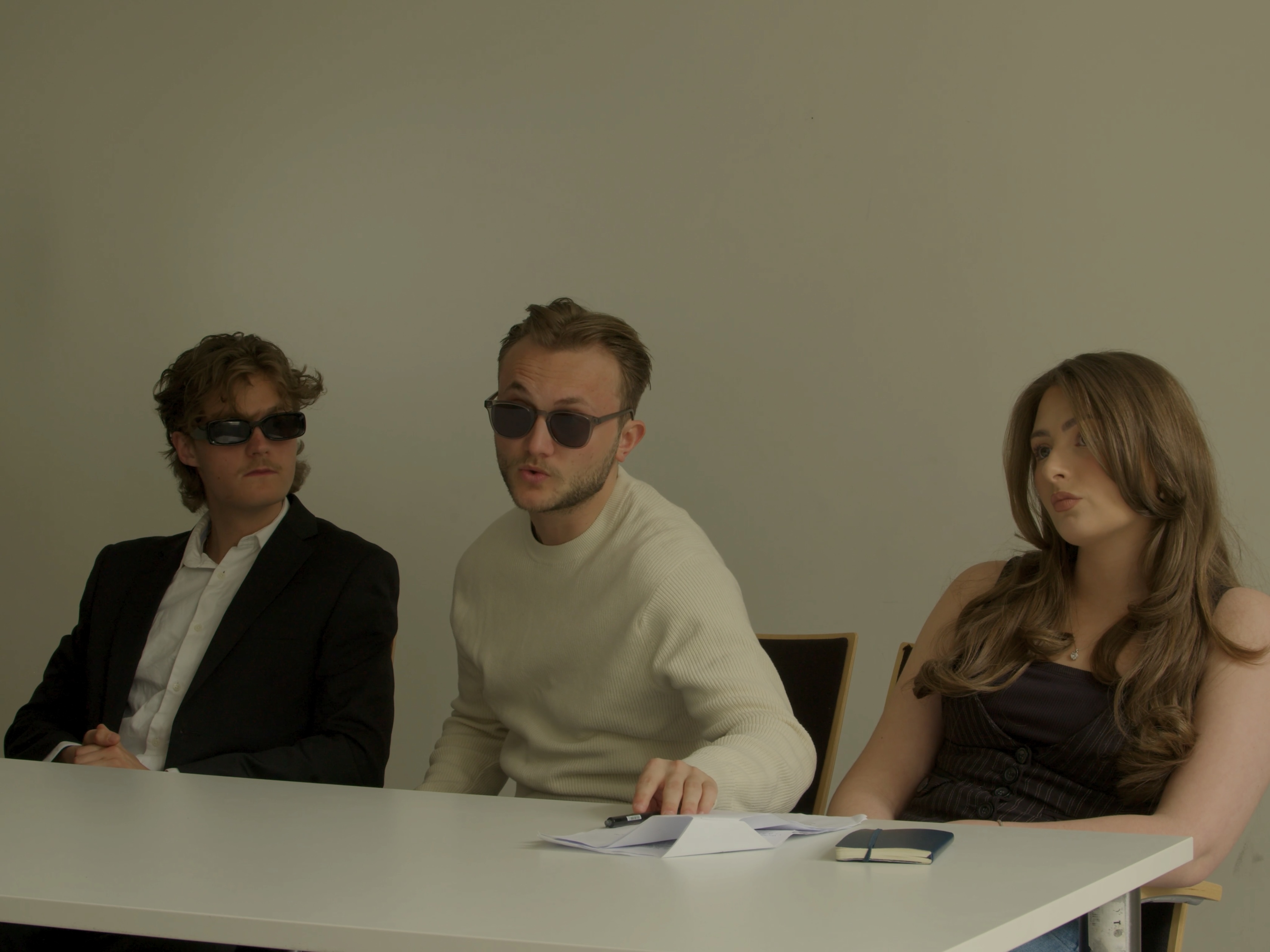 DAYDREAMING - bilde 1